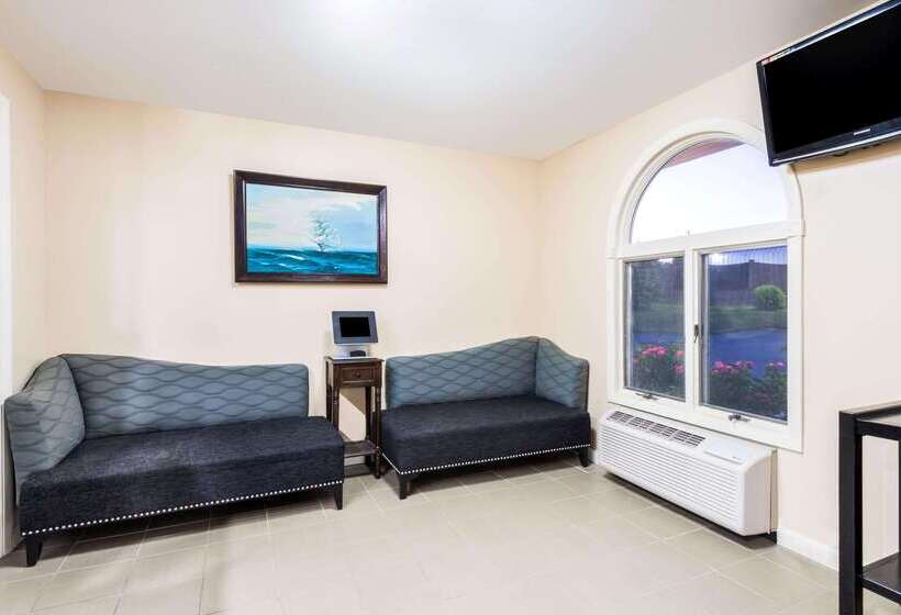 ホテル Days Inn By Wyndham Middletown/newport Area