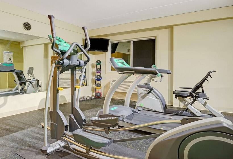 فندق Days Inn By Wyndham Southington