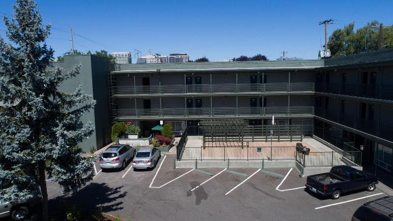 ホテル Eastside Lodge