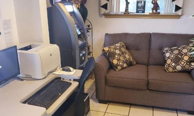 호텔 Econo Lodge Inn & Suites Near Lackland Afb