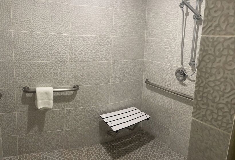 호텔 Econo Lodge Inn & Suites Near Lackland Afb