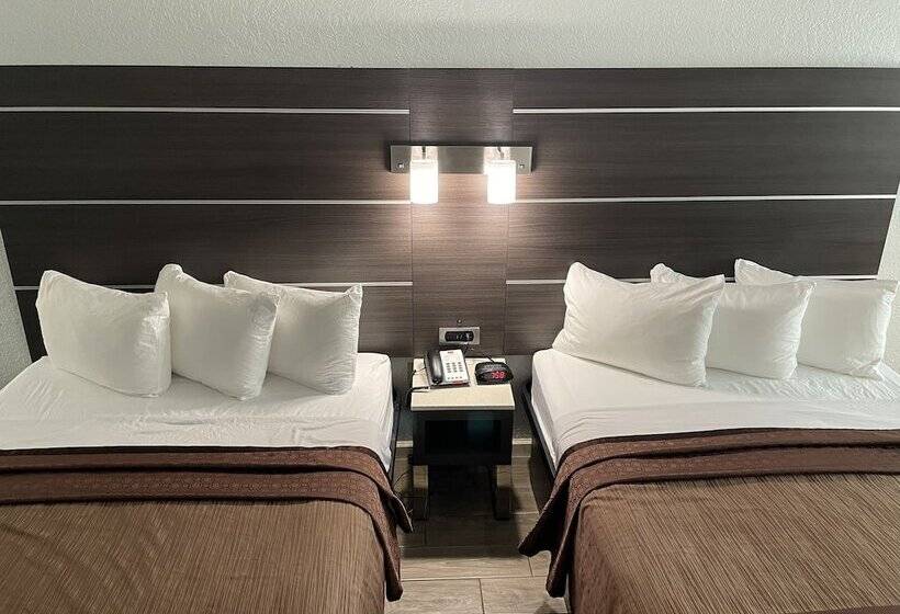 호텔 Econo Lodge Inn & Suites Near Lackland Afb