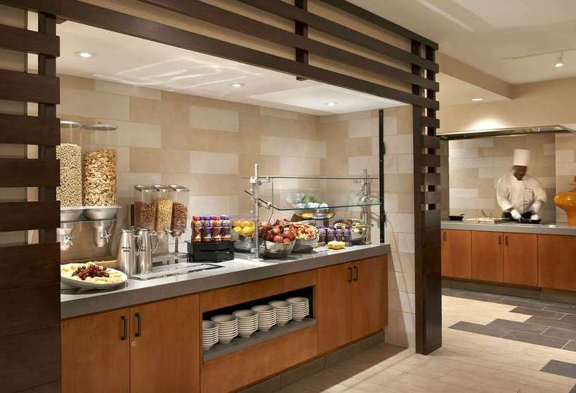 فندق Embassy Suites Baltimore  Inner Harbor