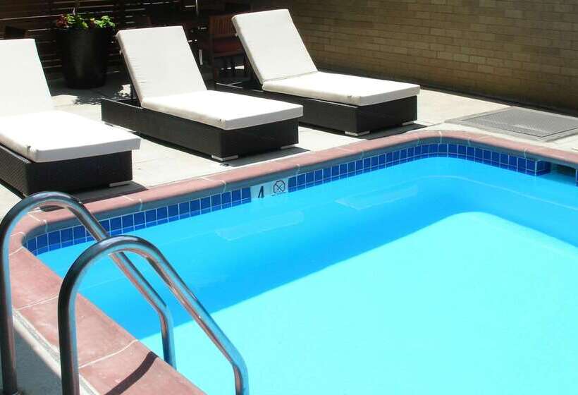 فندق Embassy Suites Baltimore  Inner Harbor