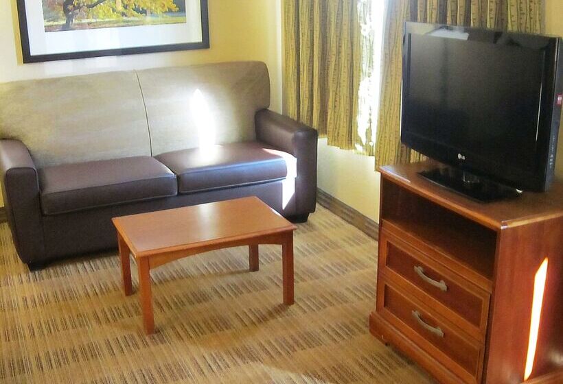 فندق Suburban Studios Jackson North