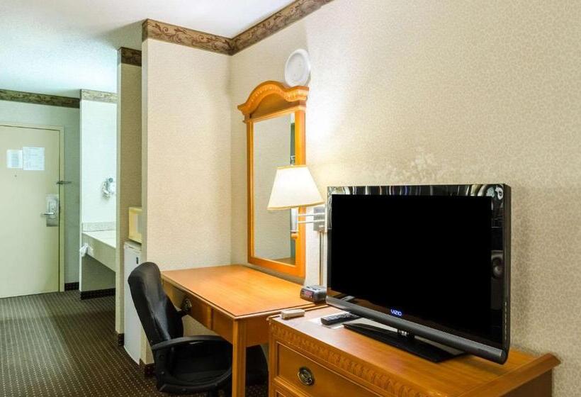 호텔 Fairbridge Inn Express