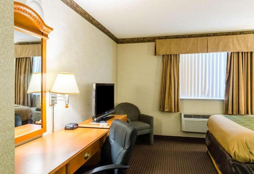 호텔 Fairbridge Inn Express