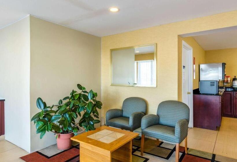 호텔 Fairbridge Inn Express