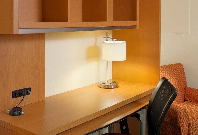 Отель Hawthorn Extended Stay By Wyndham Cincinnati Ne/mason