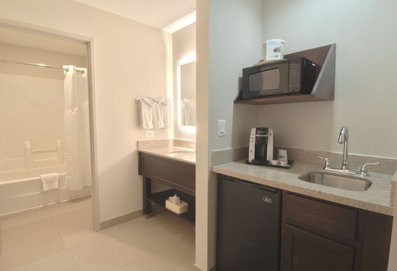 בית מלון כפרי Holiday Inn Express & Suites Chicago Libertyville, An Ihg