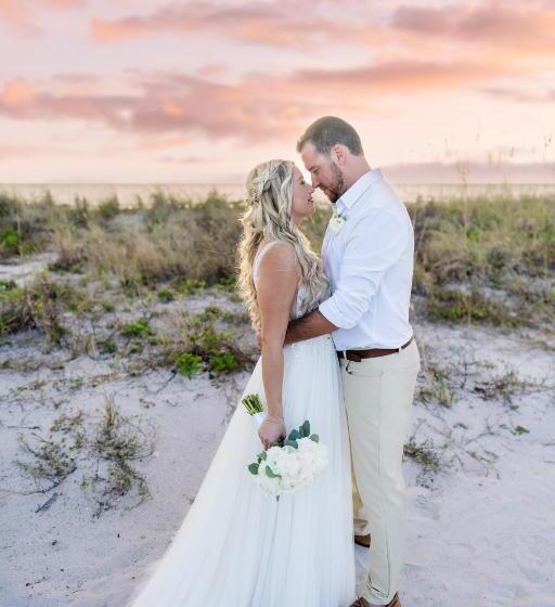 فندق Postcard Inn On The Beach