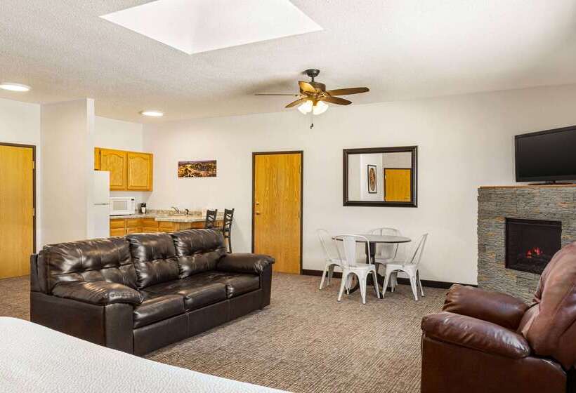 فندق Ramada By Wyndham Richland Center