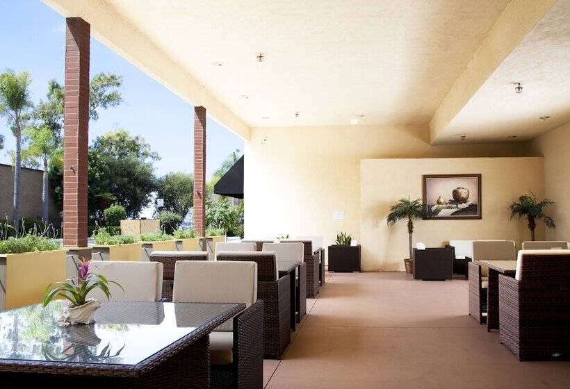 Redac Gateway Hotel Torrance