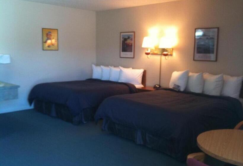 فندق Redwood Inn