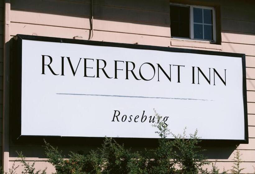 فندق Riverfront Inn Roseburg