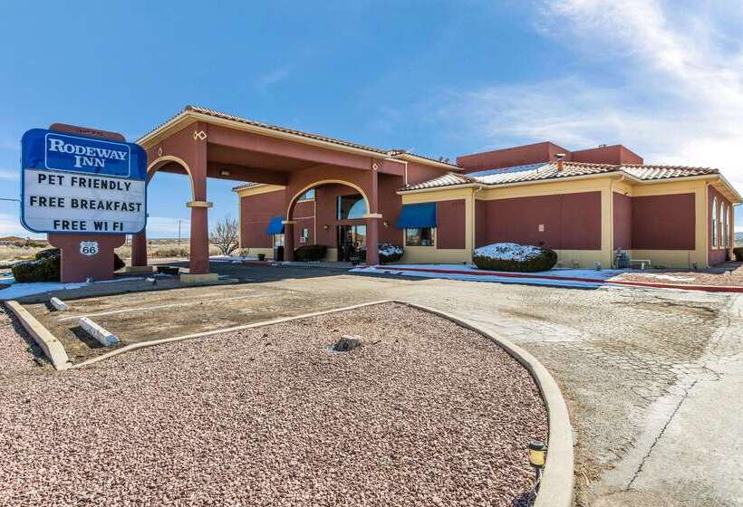 בית מלון כפרי Rodeway Inn