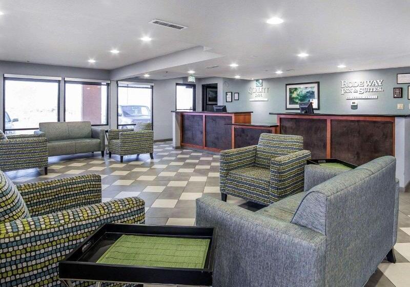 فندق Rodeway Inn & Suites