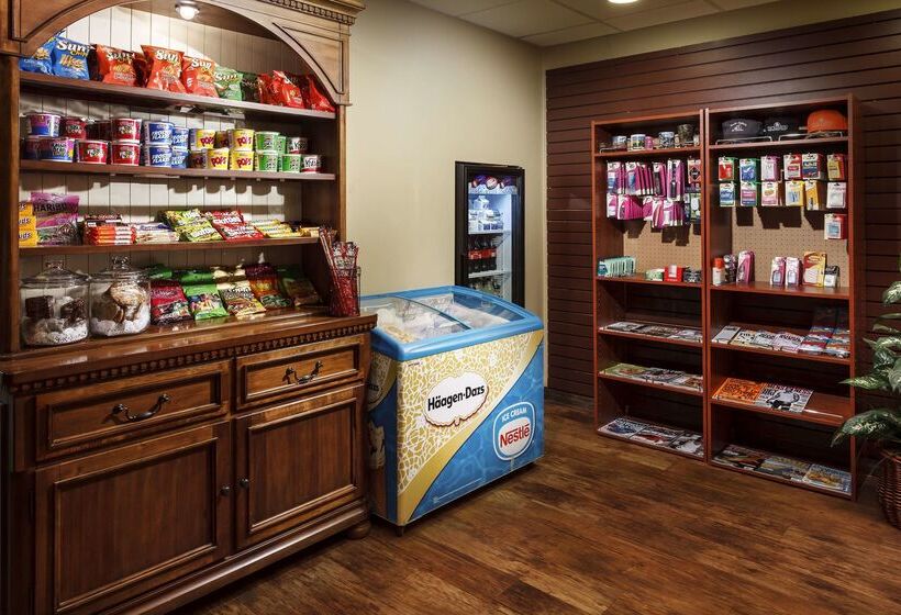 Отель Roosevelt Grand Dakota, Surestay Collection By Best Western