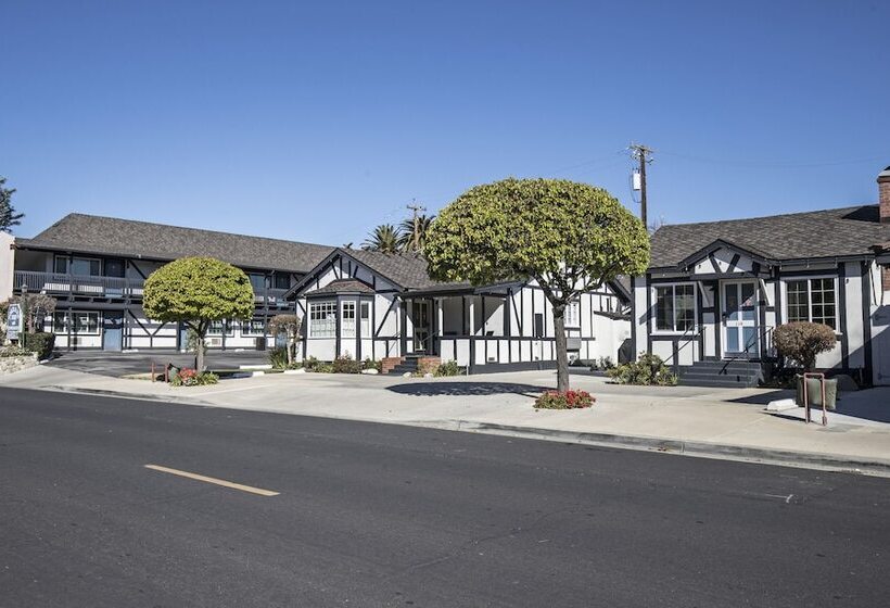 호텔 Solvang Inn & Cottages