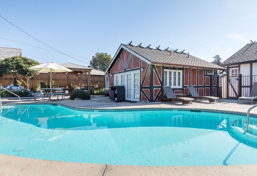 בית מלון כפרי Solvang Inn & Cottages