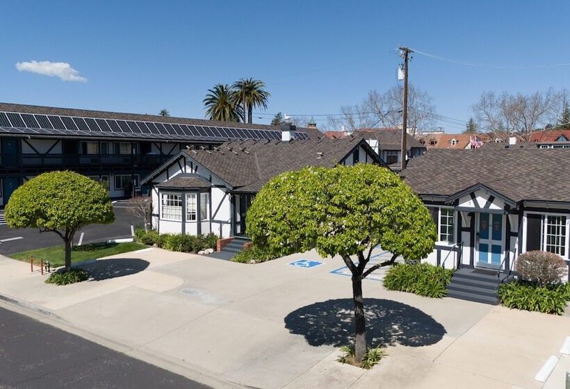 호텔 Solvang Inn & Cottages