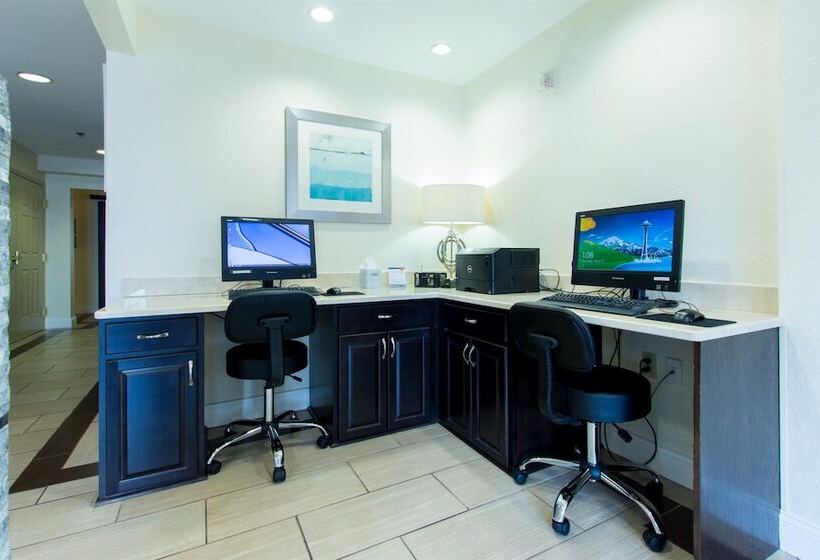 ホテル Dulles Suites