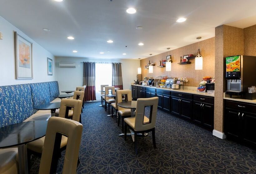 ホテル Dulles Suites