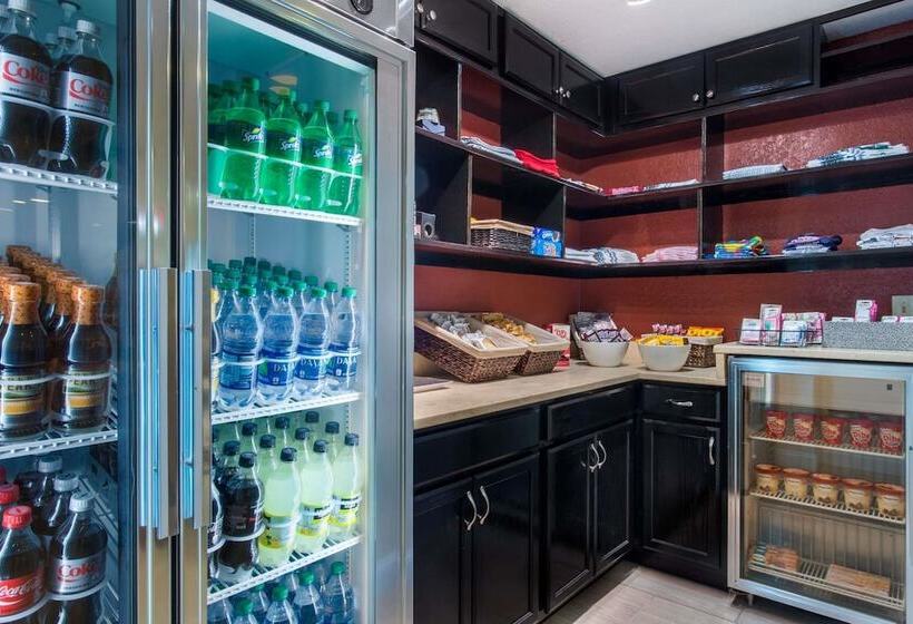 ホテル Dulles Suites