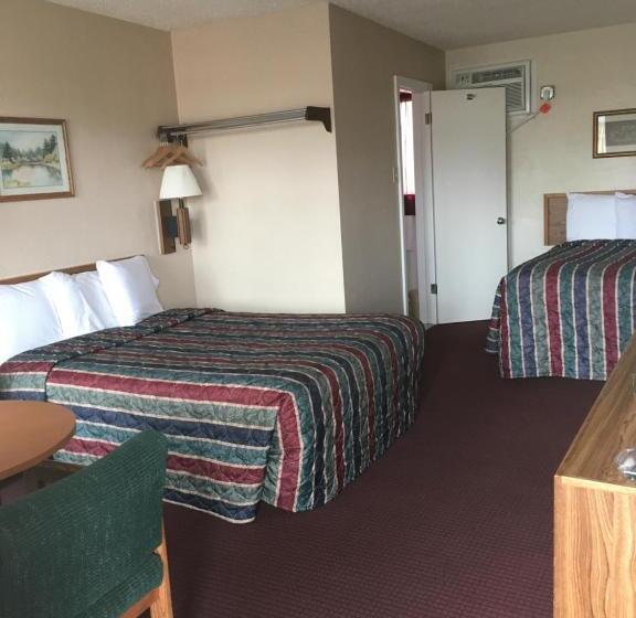 هتل The Monticello Inn