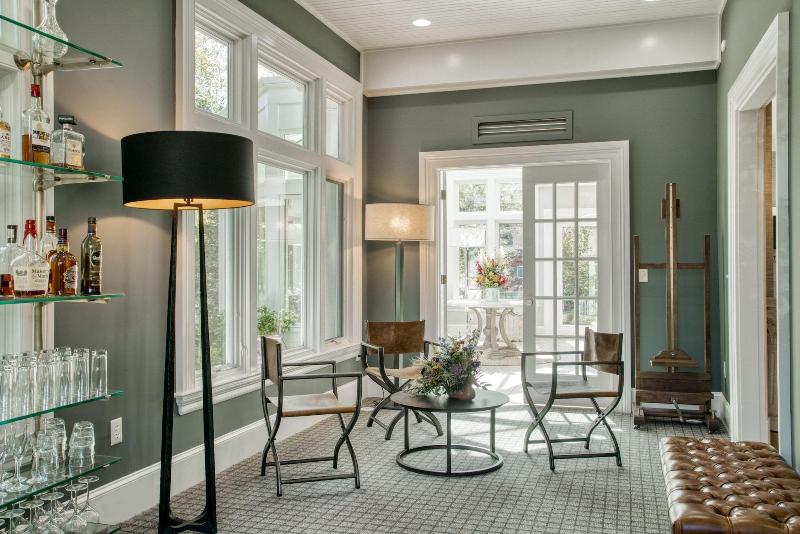 ホテル The Tidewater Inn