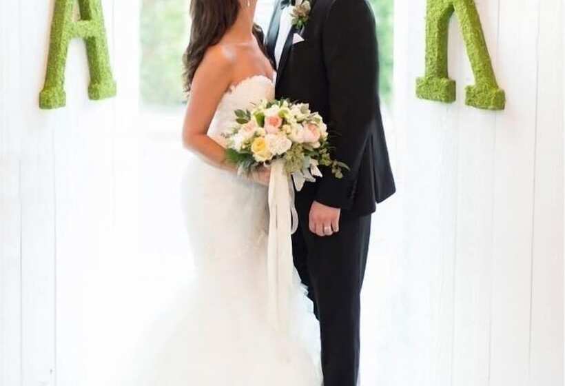 ホテル The Tidewater Inn