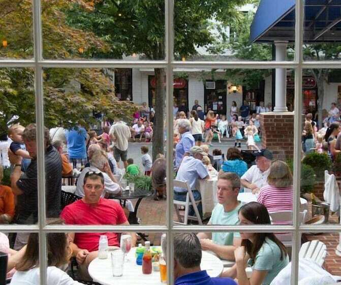 ホテル The Tidewater Inn