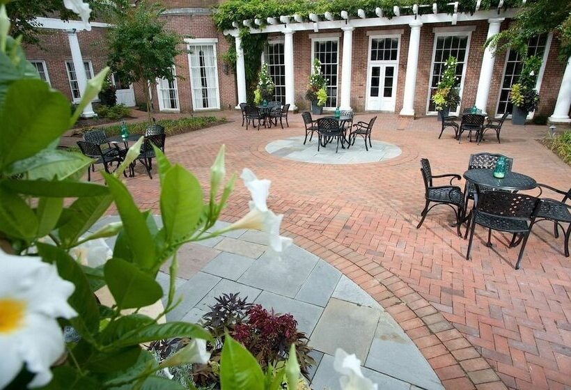 ホテル The Tidewater Inn