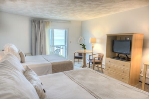 ホテル The Three Seasons Resort