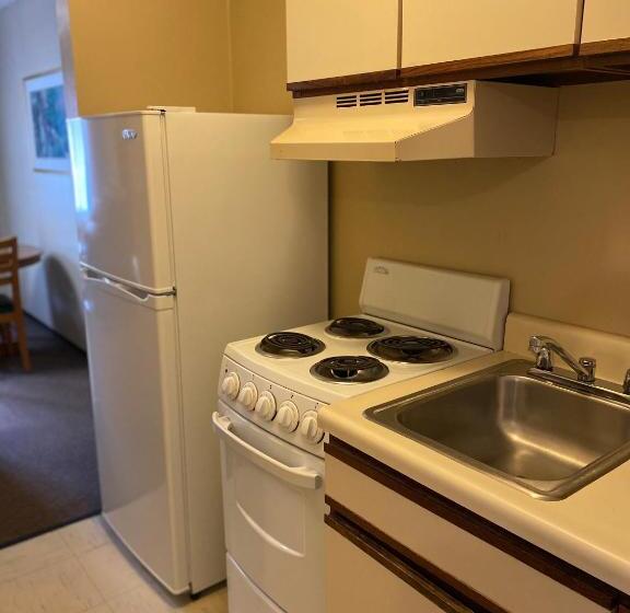 فندق Thunderbird Lodge, Norman, Ok