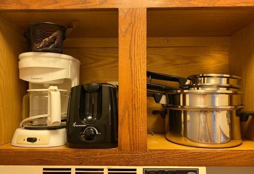 فندق Thunderbird Lodge, Norman, Ok