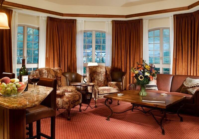 فندق Tivoli Lodge