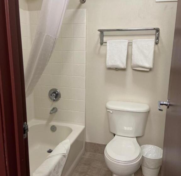 فندق Toppenish Inn And Suites