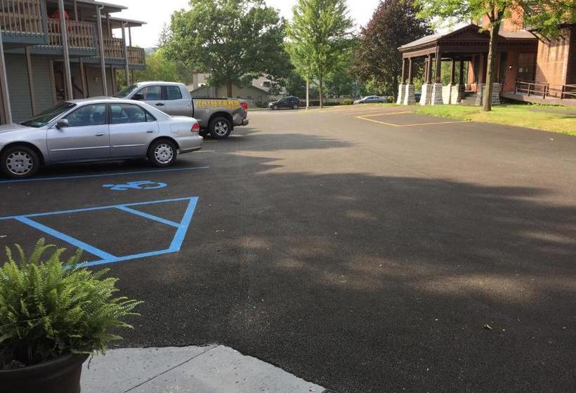 ホテル Town House Inn