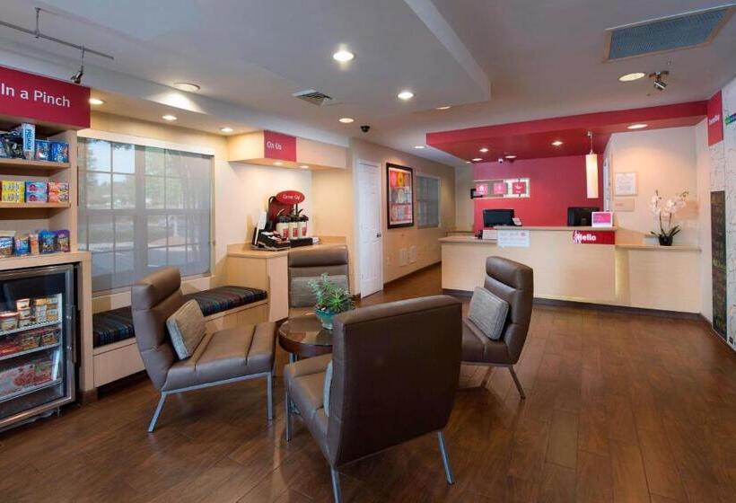 فندق Towneplace Suites By Marriott Atlanta Alpharetta