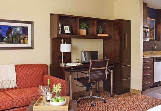 فندق Towneplace Suites By Marriott Burlington Williston