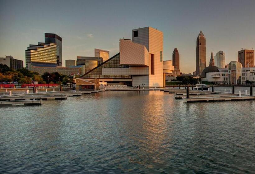 فندق Towneplace Suites By Marriott Cleveland Westlake