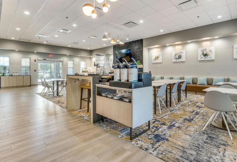 Отель Towneplace Suites Dallas Arlington North