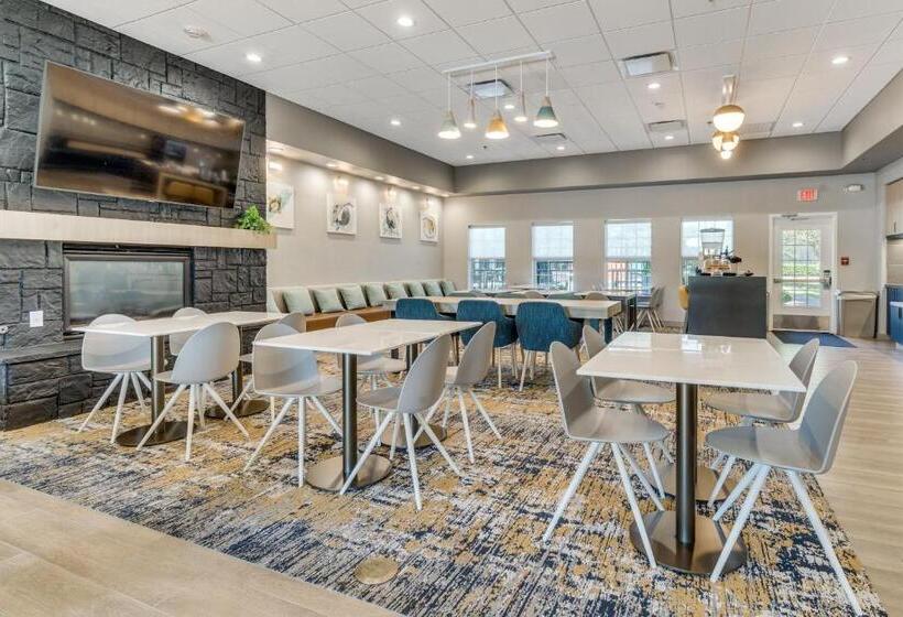 Отель Towneplace Suites Dallas Arlington North