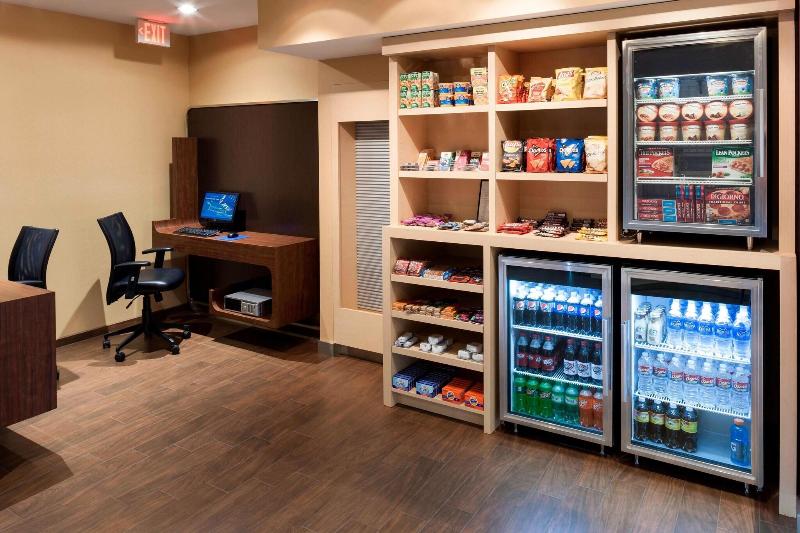 בית מלון כפרי Towneplace Suites Dallas Las Colinas