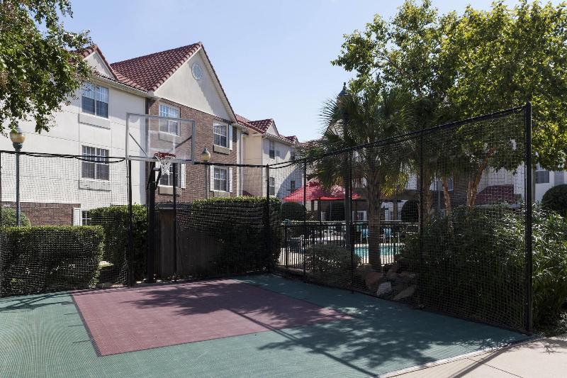 فندق Towneplace Suites Dallas Las Colinas