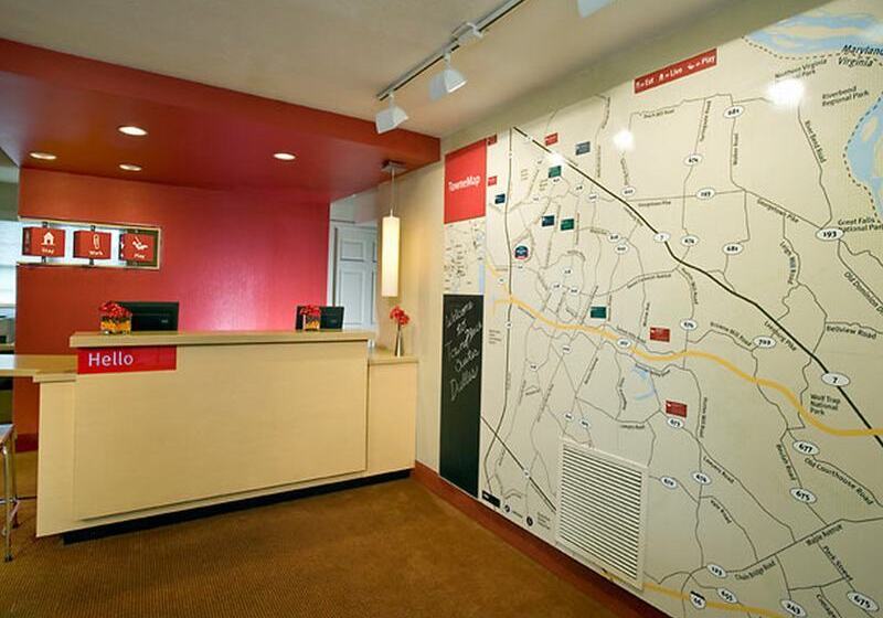 Отель Towneplace Suites Dulles Airport