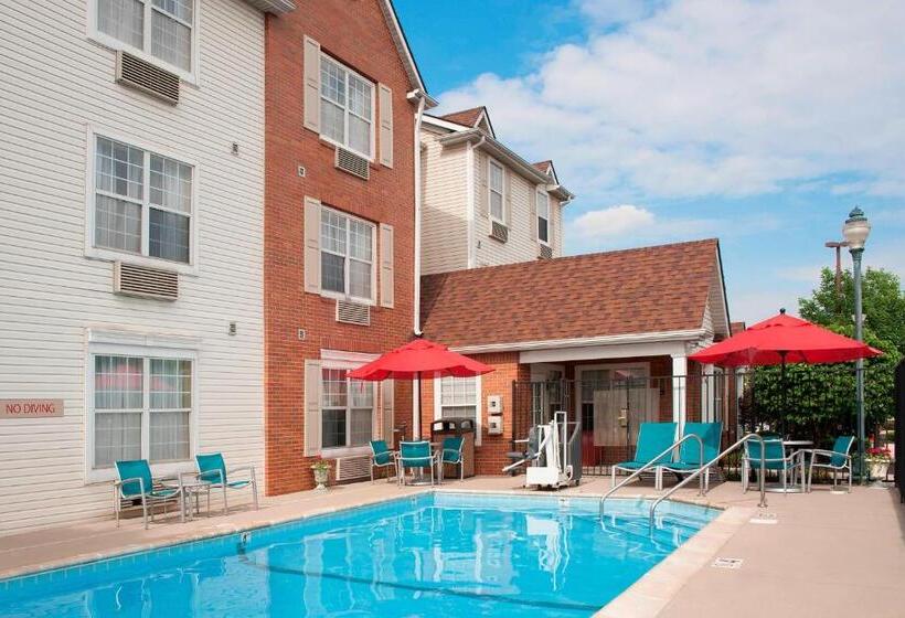 בית מלון כפרי Towneplace Suites Indianapolis Park 100