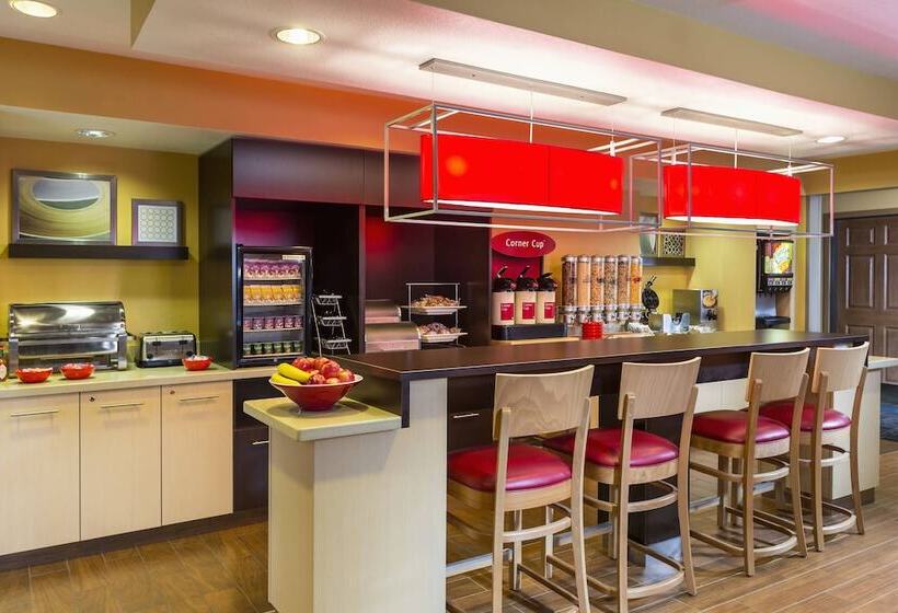 Отель Towneplace Suites Phoenix North