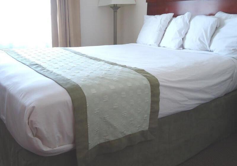 Townhouse Extended Stay Hotel Downtown